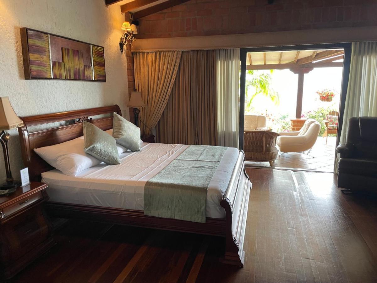 Finca Hotel Villa Camila Copacabana Eksteriør billede