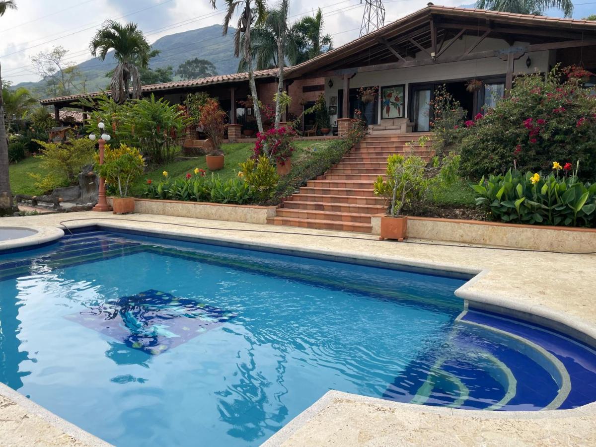Finca Hotel Villa Camila Copacabana Eksteriør billede